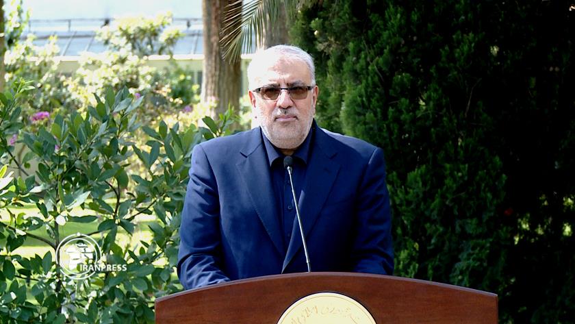 Iranpress: Iran has increased its oil output, Minister says