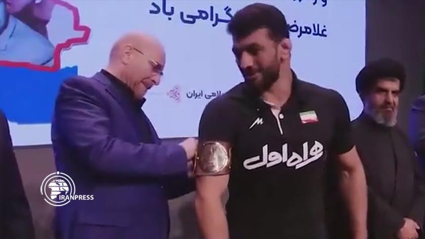 Iranpress: IRI new complex of Wrestling Federation inaugurated