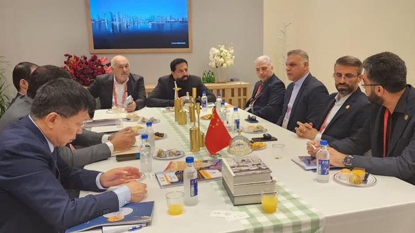 Iranpress: Arvand Free Zone to collaborate with Qatar