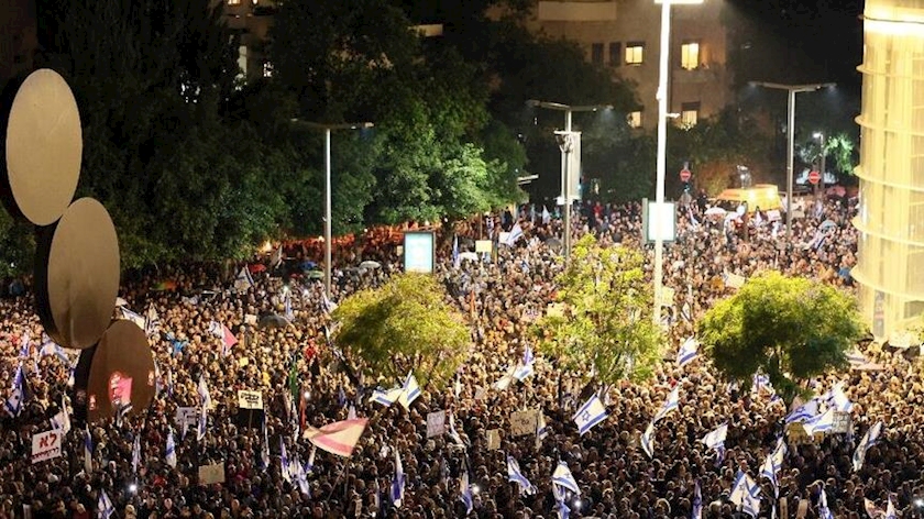 Iranpress: Israelis protest against judicial reform ahead of key court decision
