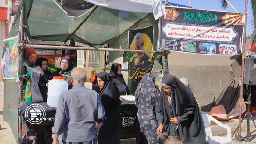 Iranpress: Month of Safar; caravans of pilgrims arrive Mashhad on foot
