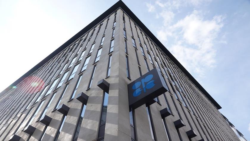 Iranpress: OPEC sticks to oil demand growth forecasts for 2023, 2024