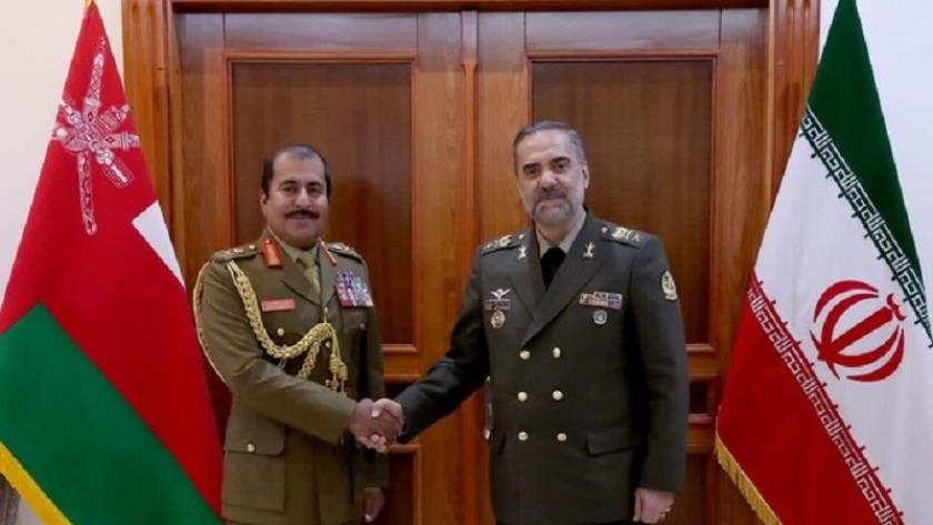 Iranpress: Iran urges participation of regional countries in security of Persian Gulf