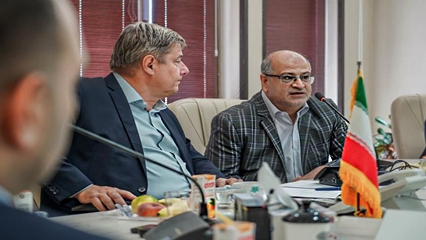 Iranpress: Iran, Hungary medical universities develop cooperation