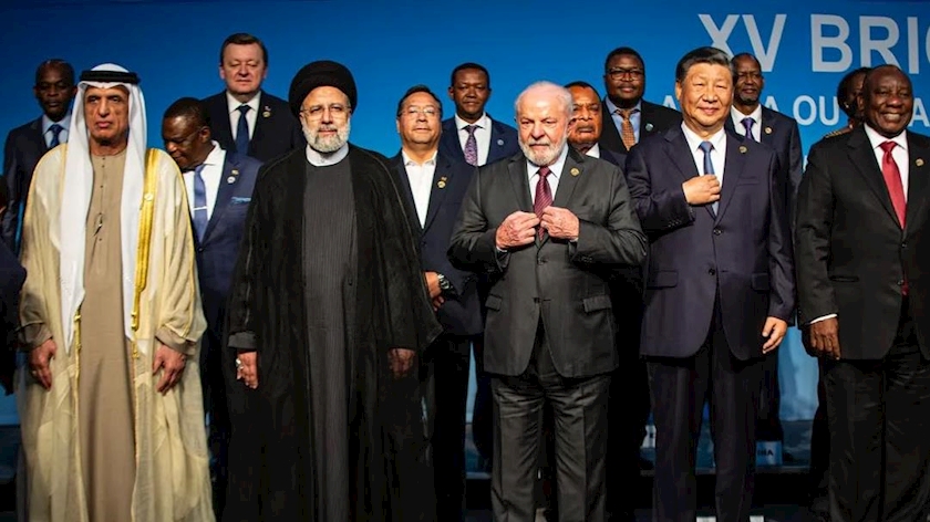 Iranpress: Egypt, Russia hold preliminary discussion on activity in BRICS: Ambassador to Russia
