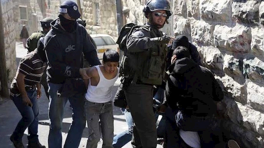 Iranpress: 135,000 Palestinians detained by Israeli forces since 2nd Intifada
