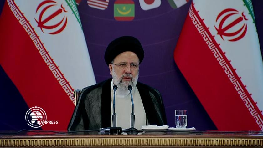 Iranpress: West advocacy of women