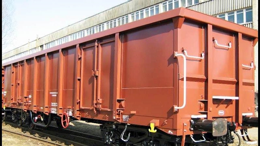 Iranpress: Russian cargo to Saudi Arabia arrives in Iran