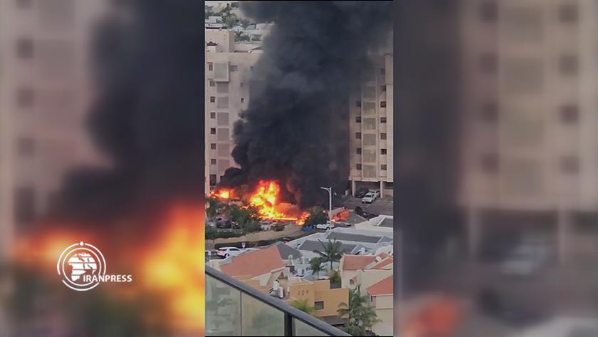 Iranpress: Resistance groups from Gaza fire rockets to Israeli occupied territories 