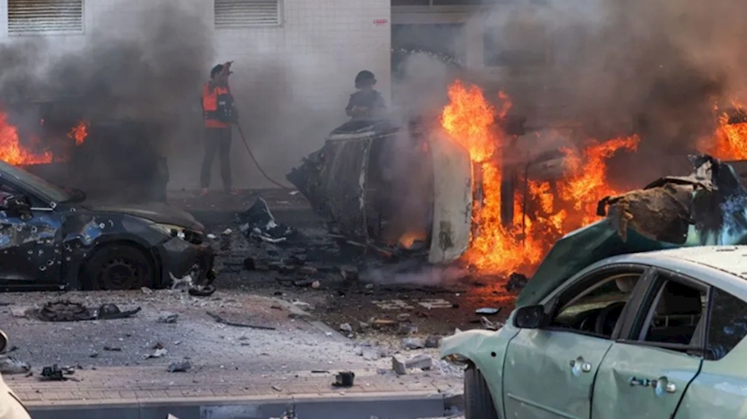 Iranpress: Palestinian Resistance attacks Ashdod, south of Tel Aviv
