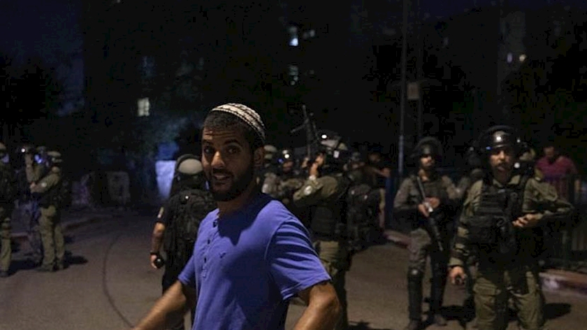 Iranpress: Israeli settlers open live fire on Palestinians in al-Khalil