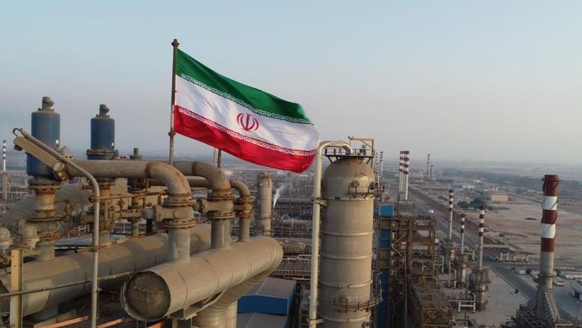 Iranpress: Iran oil production to hit 3.5m bpd by mid-March 2024: NIOC CEO