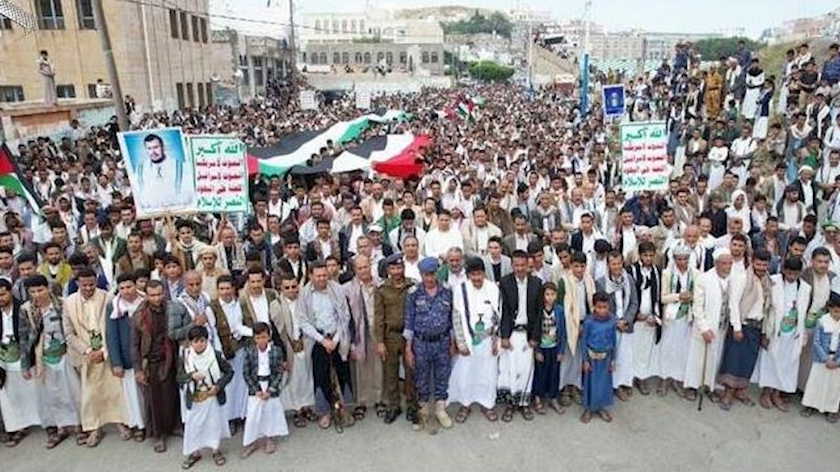 Iranpress: Muslims across Islamic world stage massive US-Israeli massacres of Gazans