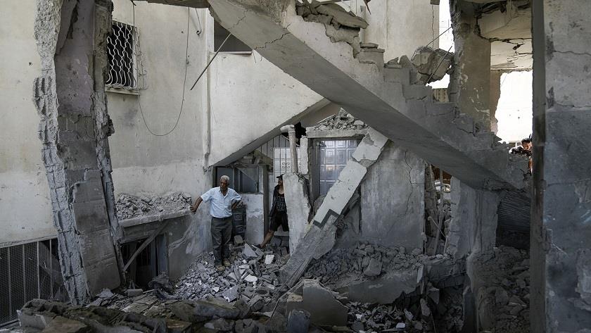 Iranpress: Israel raids West Bank, martyring two, arresting hundreds