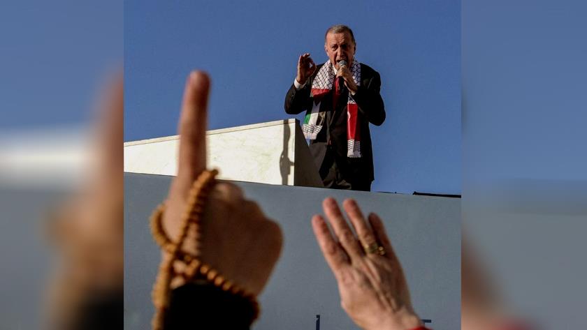 Iranpress: Turkish president calls on Israel to stop strikes on Gaza