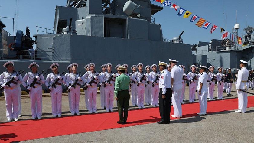 Iranpress: Russia, Myanmar hold joint naval exercise in Andaman sea