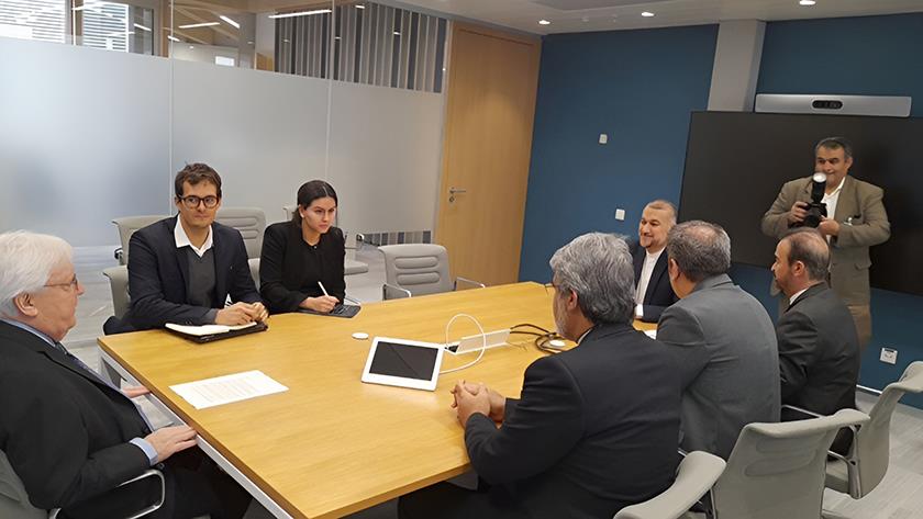 Iranpress: Iran’s FM discusses Gaza situation with UN’s relief chief