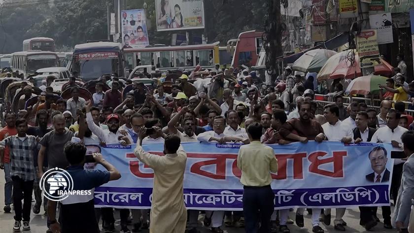 Iranpress: Opposition parties strike for resignation of PM of Bangladesh