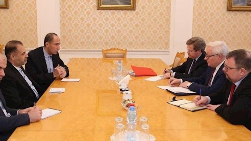 Iranpress: Russian, Iranian diplomats discuss cooperation within BRICS, nuclear deal