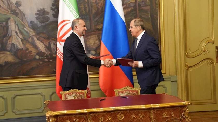 Iranpress: Tehran, Moscow ink deal to counter unilateral coercive measures