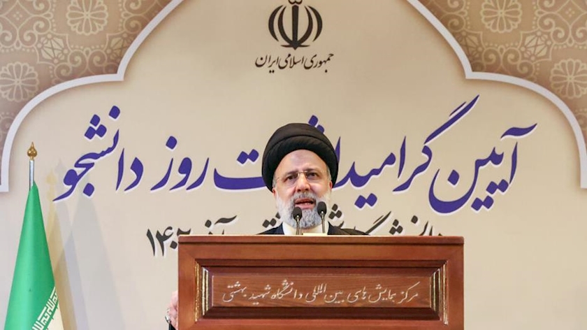 Iranpress: President Raisi marks Students Day at Shahid Beheshti University 