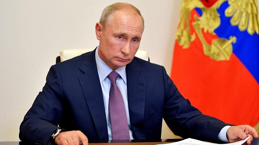 Iranpress: West ready to cooperate with anyone to inflict harm on Russia, says Putin
