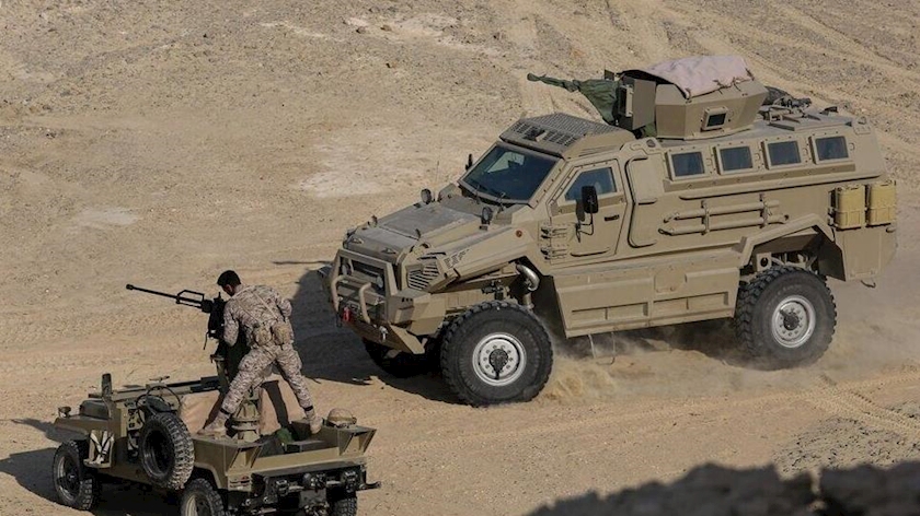 Iranpress:  IRGC ground forces hold security drill in western Iran