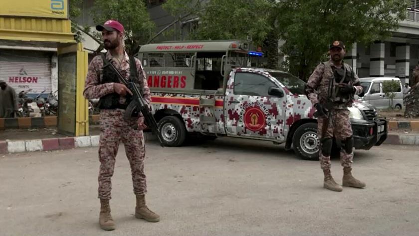 Iranpress: Suicide attack on Pakistan police station leaves 23 killed, 32 injured