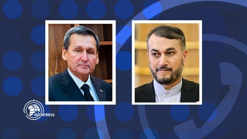 Iranpress: Tehran, Ashgabat confer on latest political developments