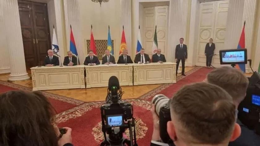 Iranpress: Iran and EEU sign a free trade agreement