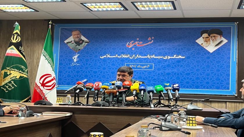 Iranpress: Taking revenge of martyr Razi blood is process 