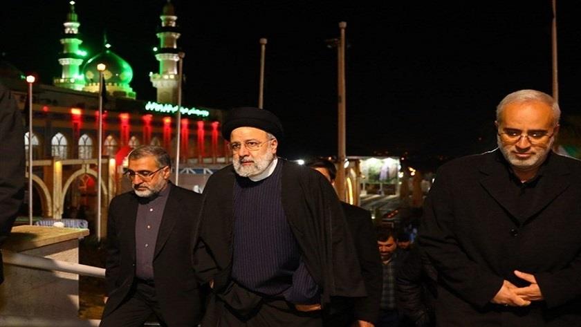 Iranpress: President Raisi arrives in Kerman to pay tribute to martyrs