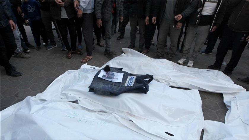 Iranpress: Israeli airstrikes kill more journalists in Gaza