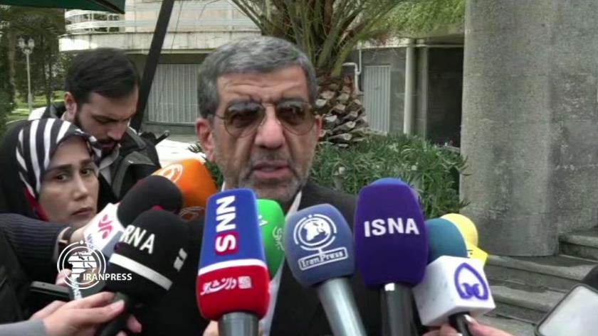 Iranpress: Iran tourism Min. says door open to compatriots abroad