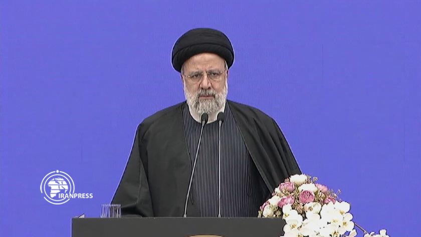Iranpress: Raisi: Iran now boasts over 300 international magazines