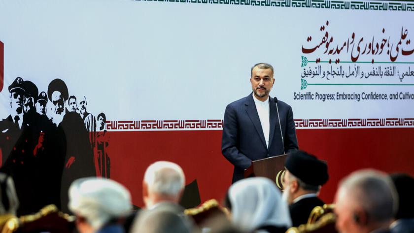 Iranpress: Foreign Minister: Iran
