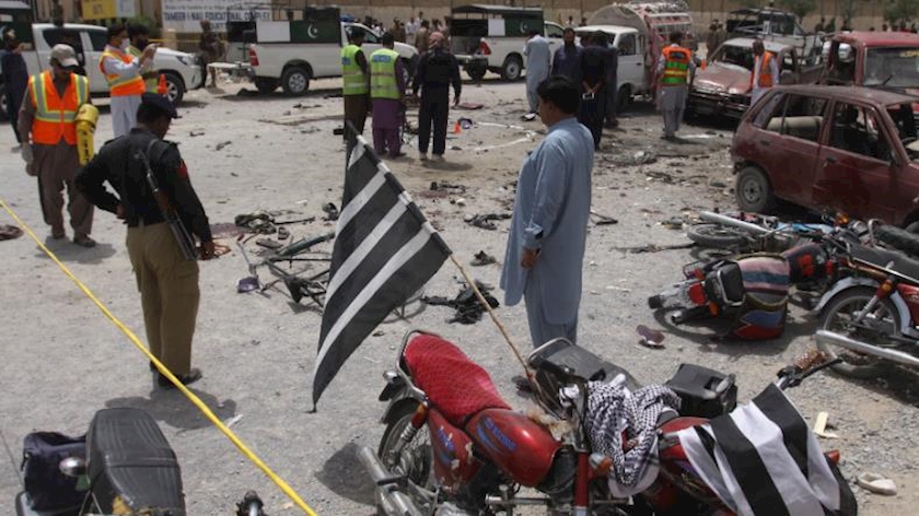 Iranpress: Five killed in Pakistan as people are voting in general election