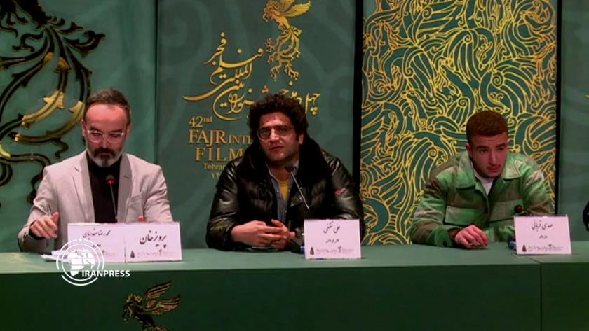 Iranpress: Parviz Khan movie, a story of Iranian football amid war