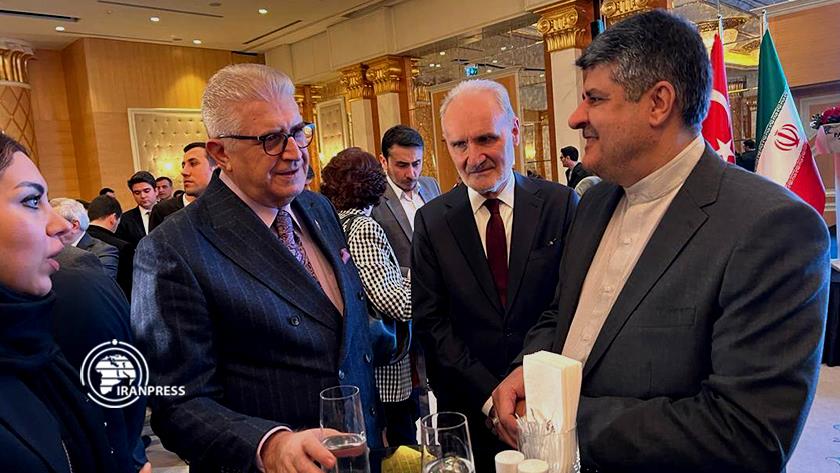 Iranpress: Ceremony to mark anniversary of victory of Islamic Revolution held in Istanbul