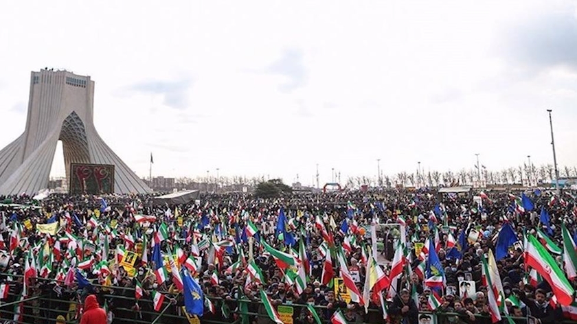 Iranpress: Iranians to mark 45th anniversary of Islamic Revolution Victory on 22 Bahman