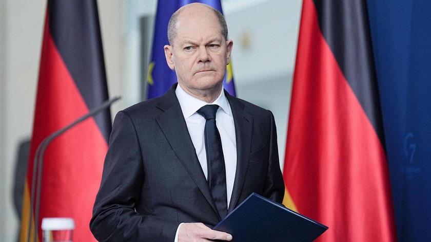 Iranpress: Germany’s chancellor urges Israeli regime to abide by international law