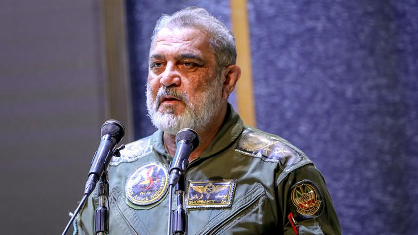 Iranpress: Iranian Army Aviation ready to transport ballot boxes to remote areas