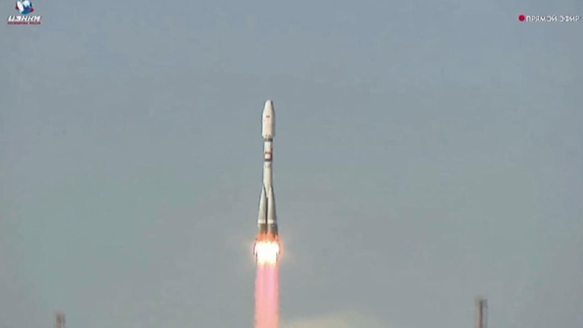 Iranpress: Iranian Pars 1 satellite launches to space