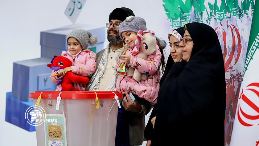 Iranpress: Arakis participate in the elections