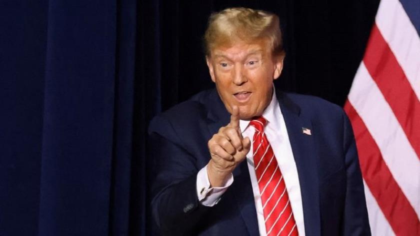 Iranpress: Trump says bloodbath if fails in the election