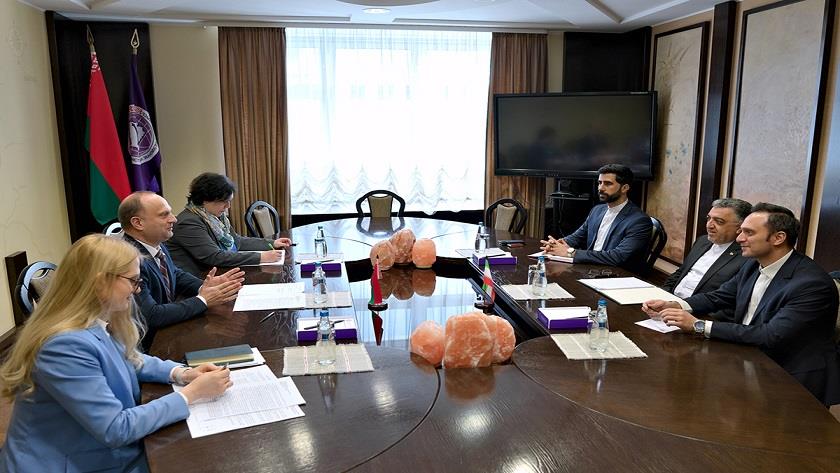 Iranpress: Iran, Belarus emphasize strengthening trade exchanges 
