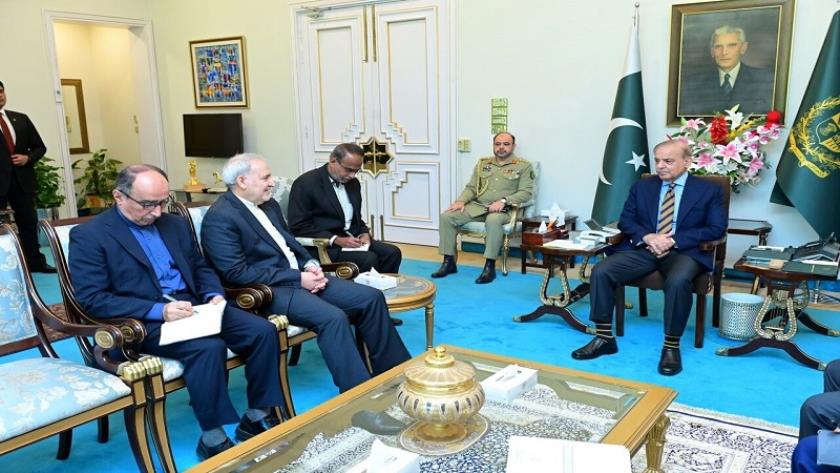 Iranpress: Pakistani PM: More cooperation needed between Iran, Pakistan
