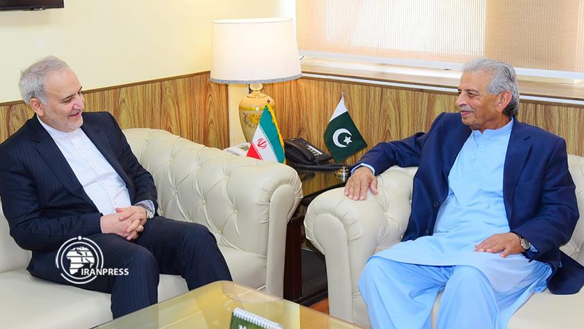 Iranpress: Iran-Pakistan, to promote industrial, agricultural coop