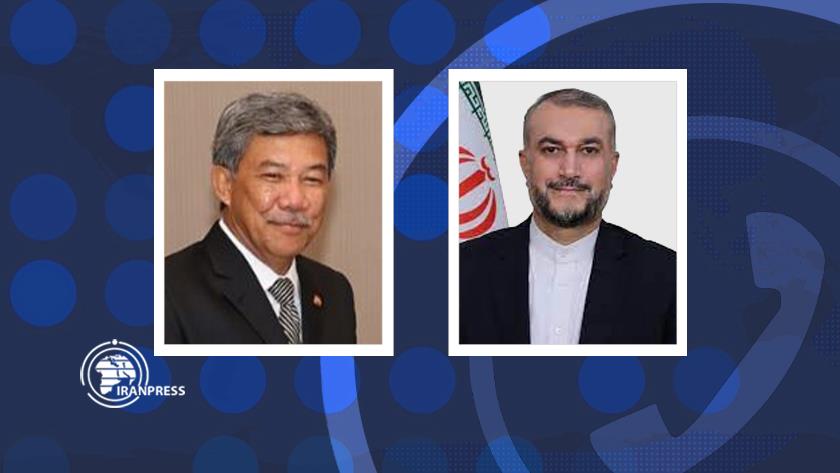 Iranpress: Iran, Malaysia stress strengthening cooperation in various fields