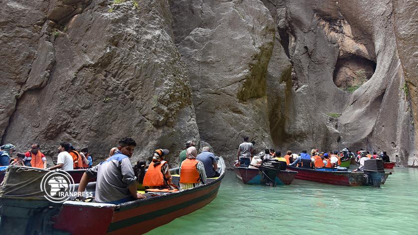 Iranpress: Ghasemi Gorge; tourist attraction in Izeh, southwestern Iran 